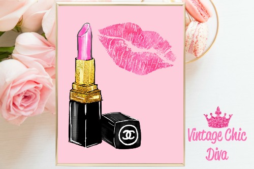 Chanel, Louis Vuitton, and Gucci lips  Chanel art, Chanel wall art, Pop  art lips